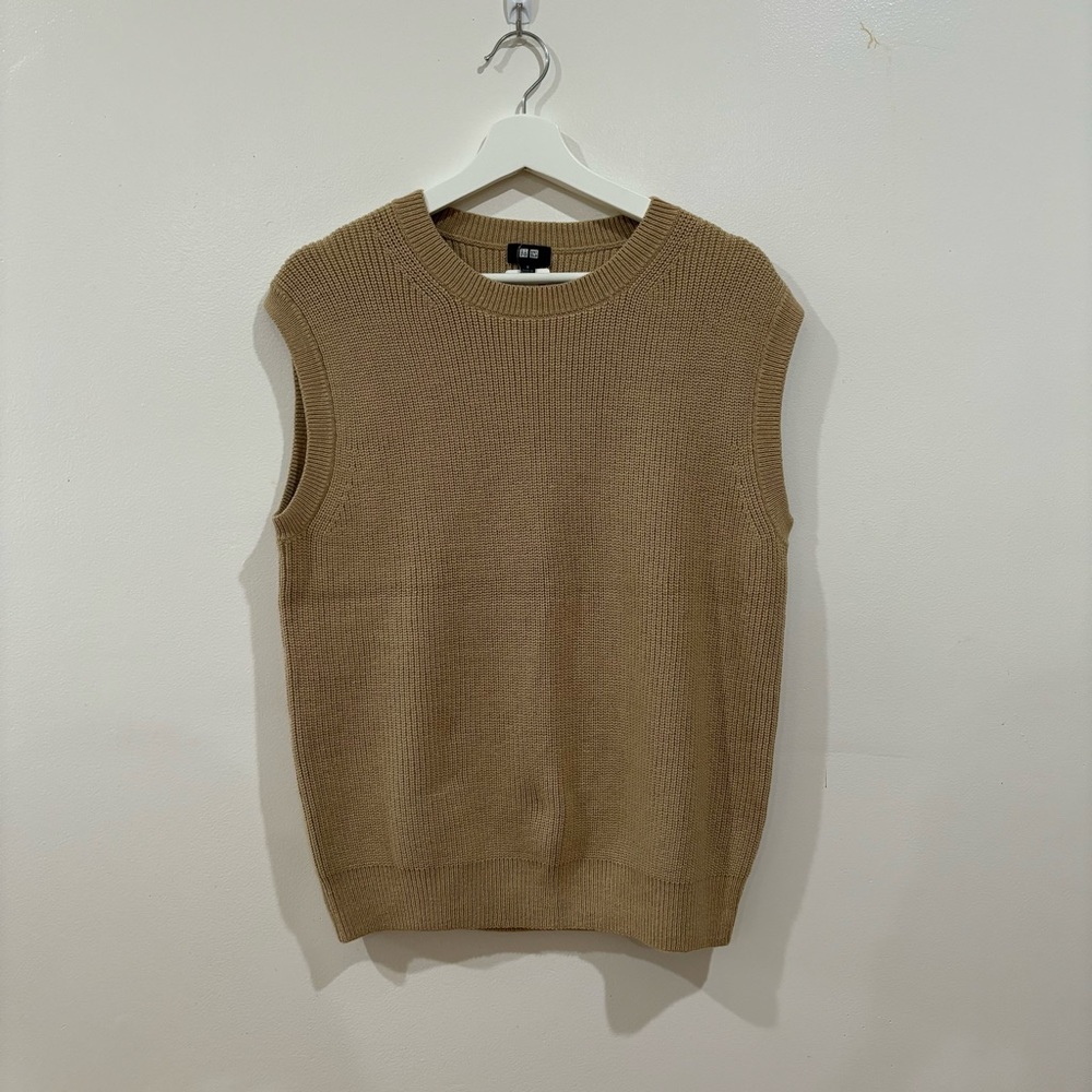 Uniqlo Sweater Vest